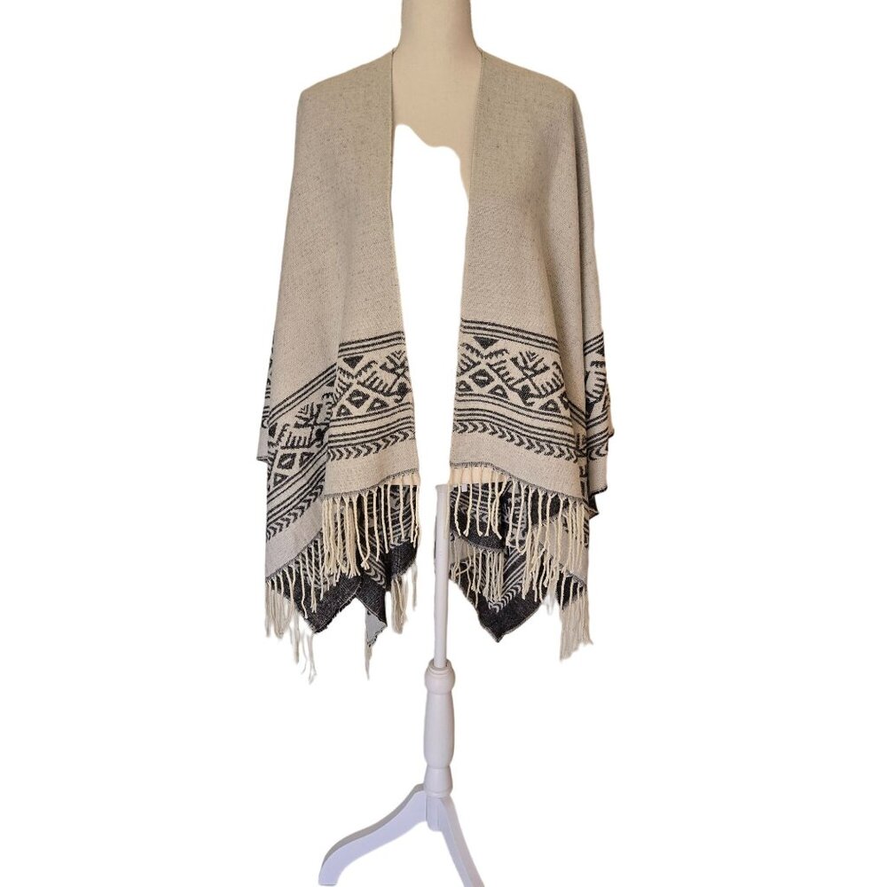 Reversible Western Tribal Aztec Cream Charcoal Poncho w/Fringe Women's OS